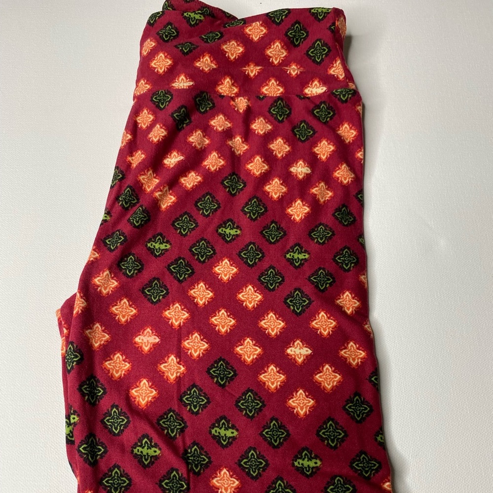 LuLaRoe One Size Leggings (fits sizes 2-12)-New